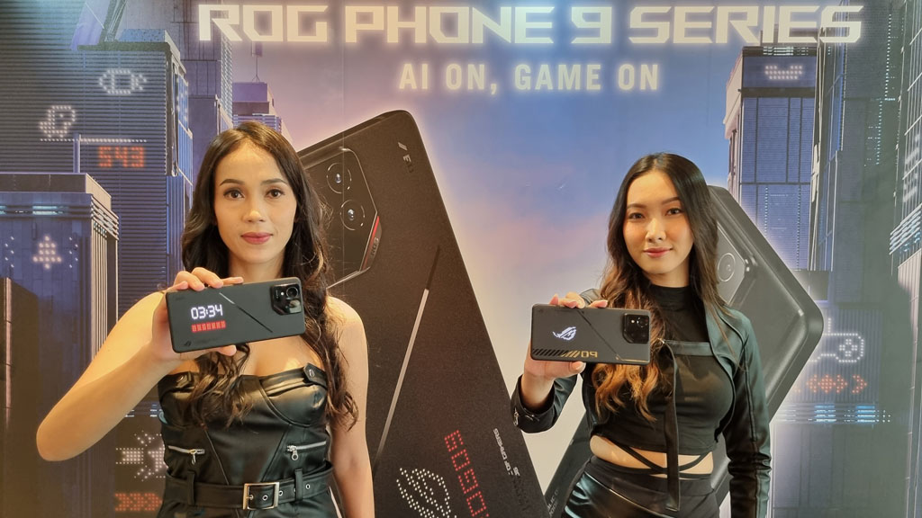 ASUS Republic of Gamers (ROG) menghadirkan secara resmi ROG Phone seri 9 di tanah air, terdiri dari ROG Phone 9 seri Pro (kiri) dan ROG Phone 9 FE.
