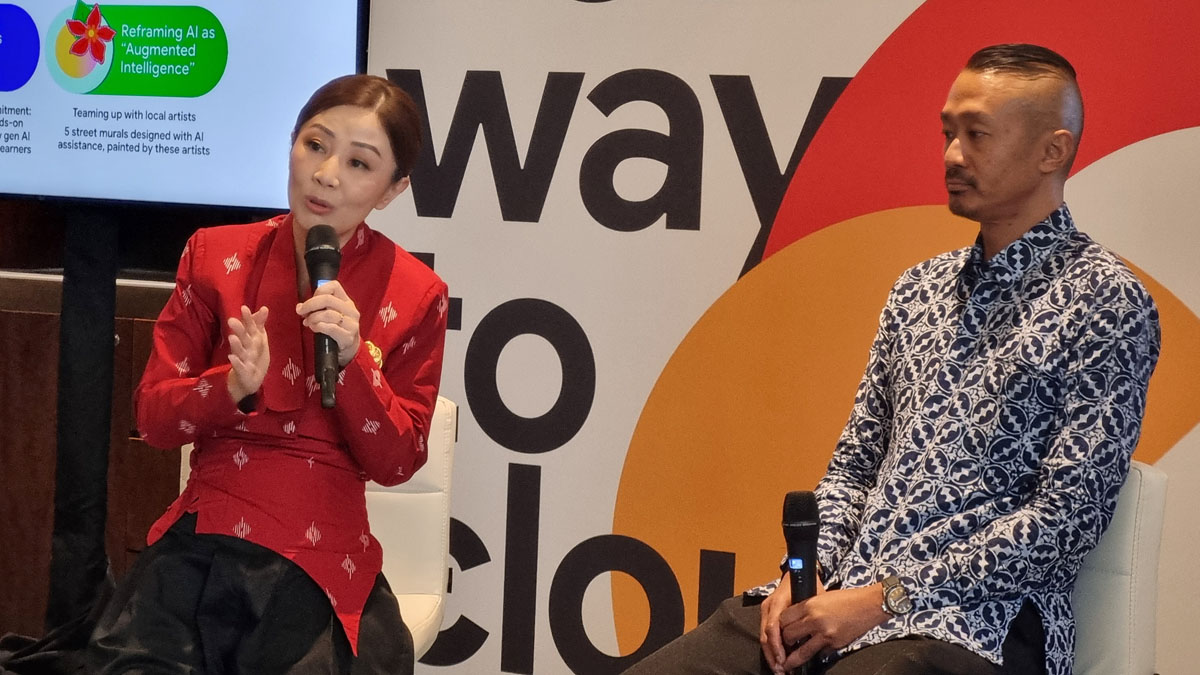 Fanly Tanto dan Anindio Daneswara saat sesi tanya jawab.