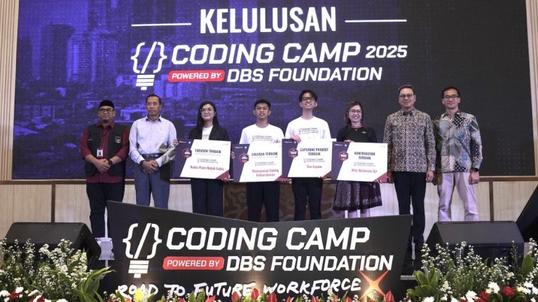 Kelulusan Coding Camp 2025 powered by DBS Foundation.