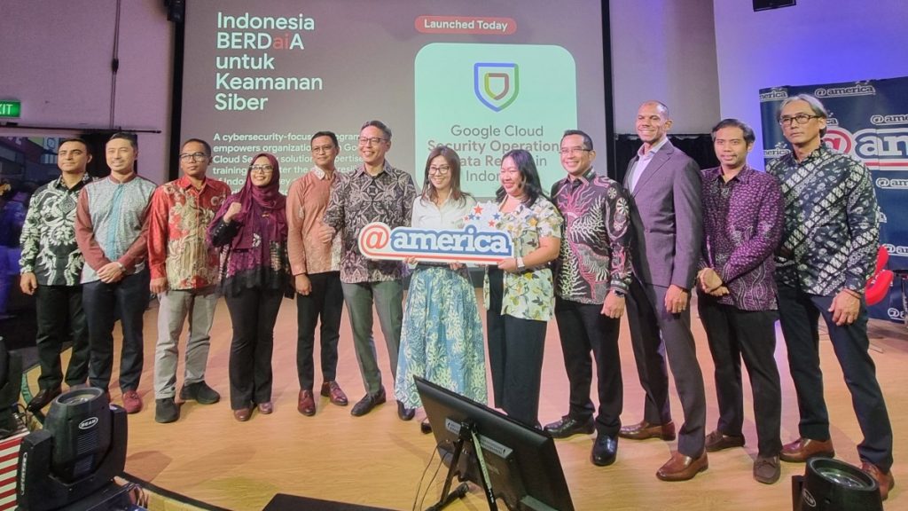 Google Cloud meluncurkan Security Operations Data Region di Indonesia dan Indonesia BerdAIa untuk Keamaan Siber.