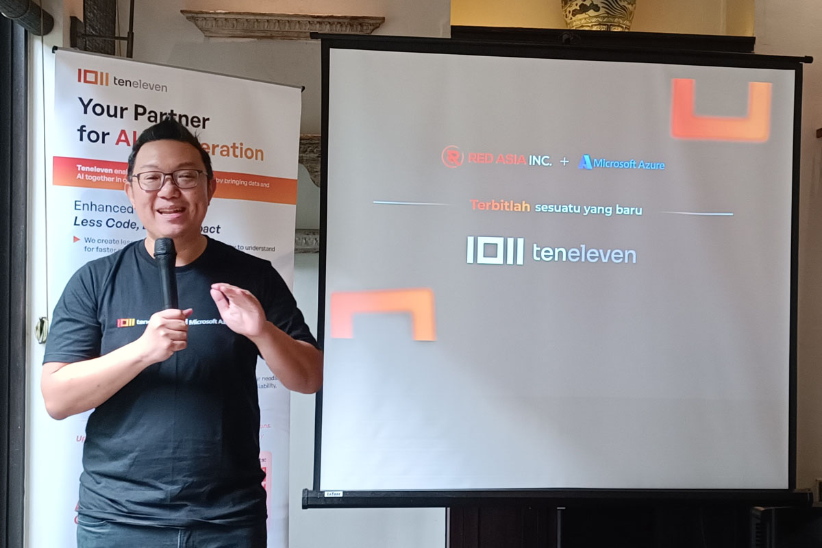 Marco Widjojo (Direktur Red Asia Group) menjelaskan mengenai Red Asia Group.