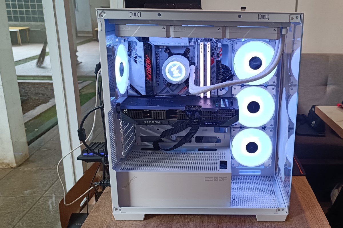 Gigabyte “PC”.