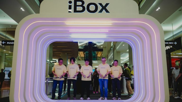 iBox resmi mulai menjual MacBook Neo.