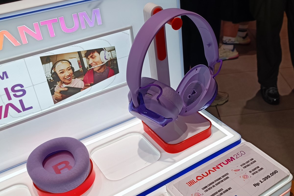 JBL Quantum 250.