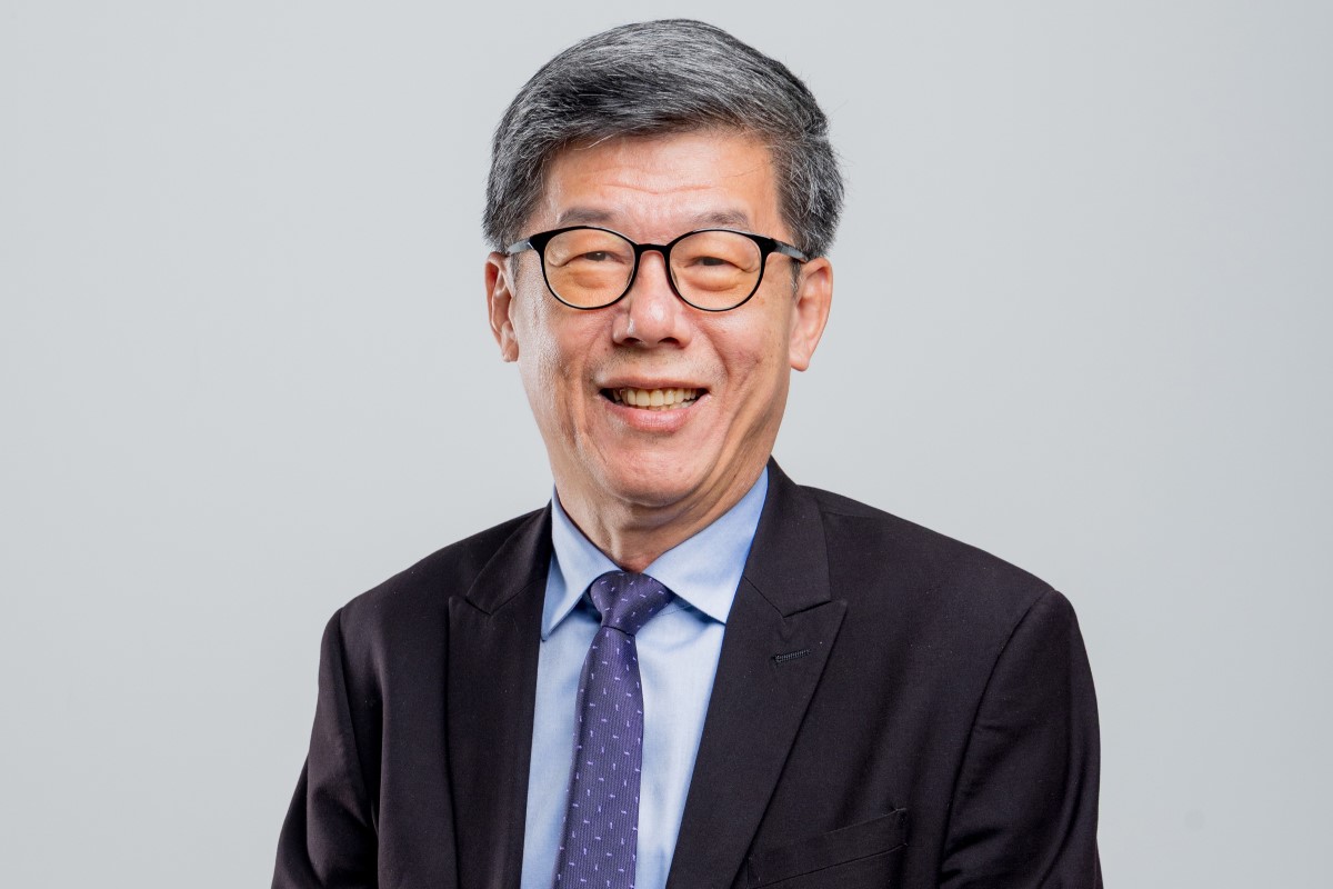 Han Tiong-Law.