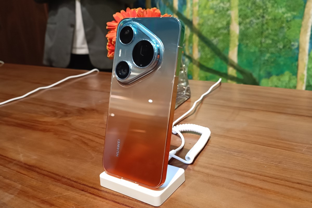 Tampak belakang HUAWEI Pura 90s Pro Max.
