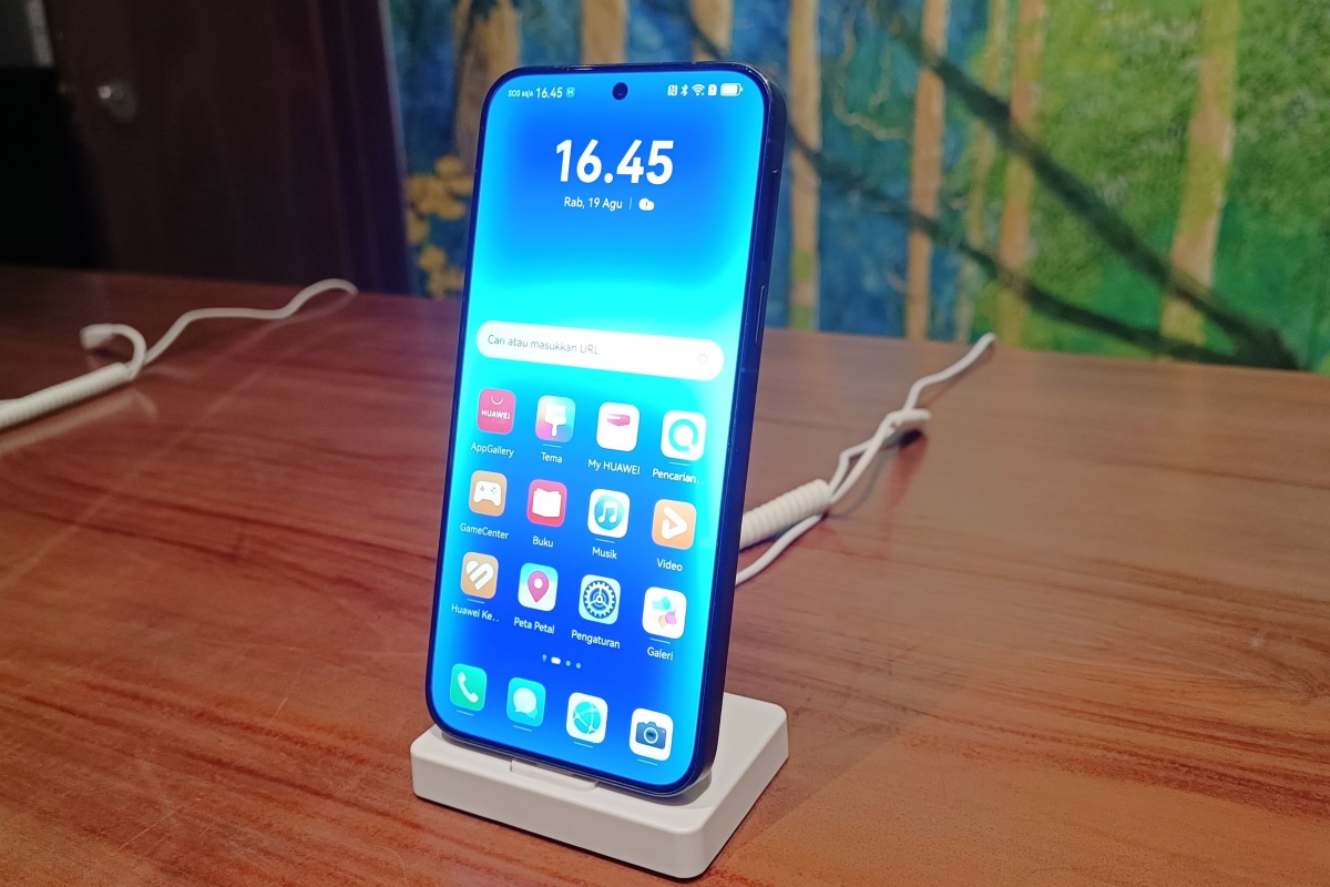 Tampak Depan HUAWEI Pura 90s Pro.