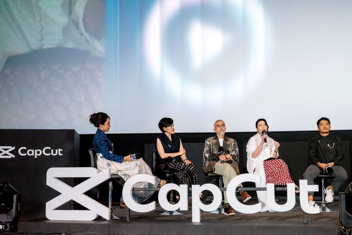 Diskusi panel acara puncak CapCut AI Content Fest 2026.